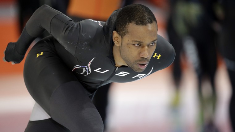 Speedskater Shani Davis of the U.S. trains at the Adler Arena Skating Center during the 2014 Winter Olympics in Sochi, Russia, Friday, Feb. 7, 2014. (...