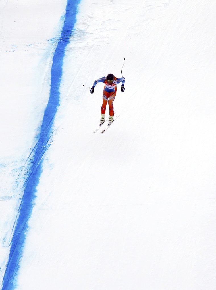 Norway's Kjetil Jansrud speeds down the slope during the men's alpine skiing downhill race at the 2014 Sochi Winter Olympics February 9, 2014. 

  REU...