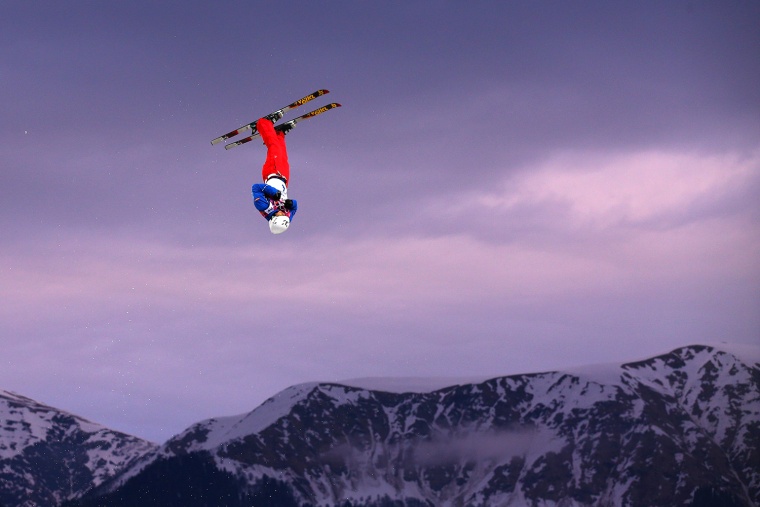 Image: Olympic skiers appear to levitate