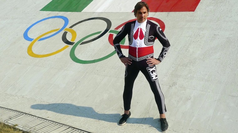 Hubertus Von Hohenlohe wearing his Mariachi speed suit.