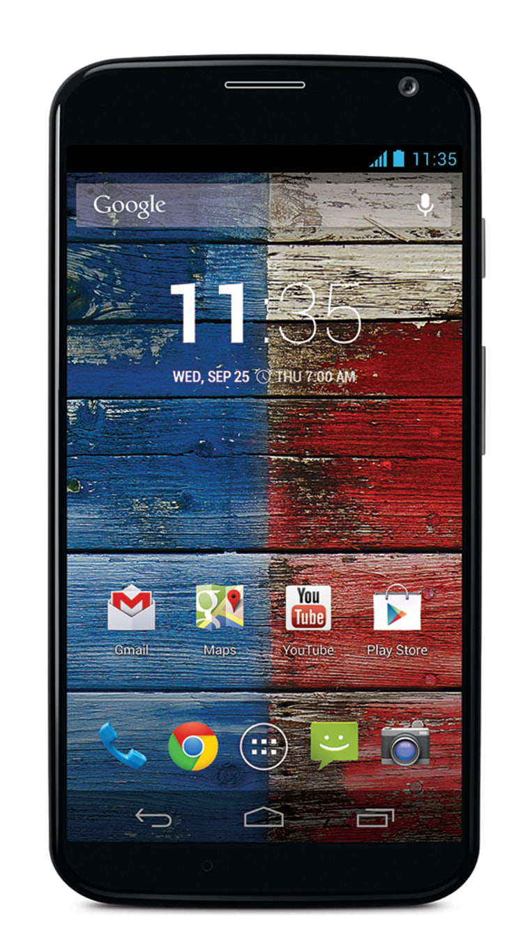 Google's Moto X phone is now $399 without a contract.