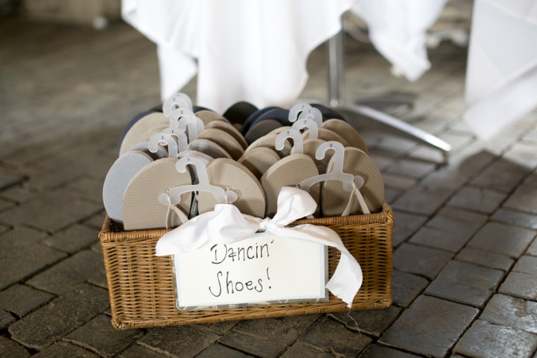 Minnesota barn wedding: DIY decor goes rustic chic