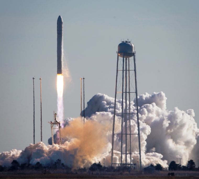 Image: Cygnus launch