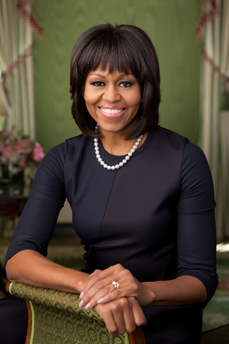 Official portrait of First Lady Michelle Obama in the Green Room of the White House, Feb. 12, 2013. (Official White House Photo by Chuck Kennedy)

Thi...