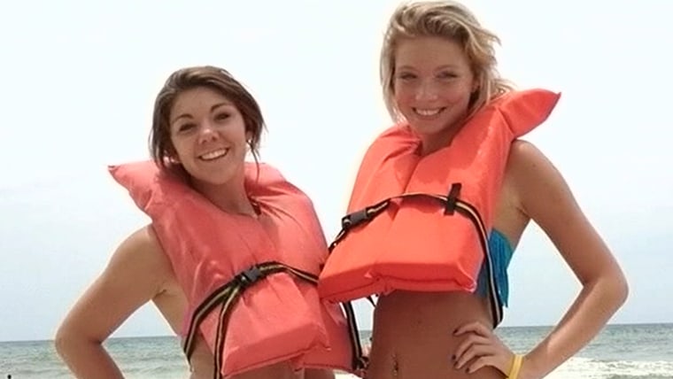 Alexis and her friend, Sidney Good, before their parasailing accident.
