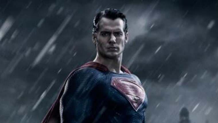 Henry Cavill Superman Pictures, First Look