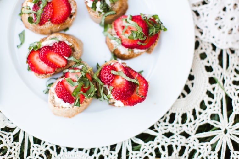 Strawberry basil crostini