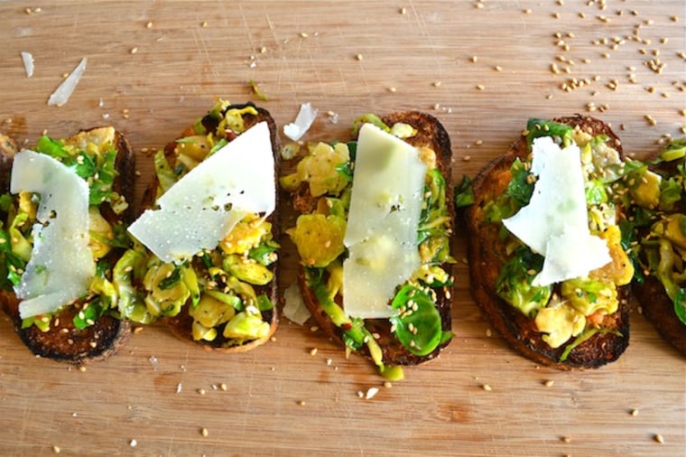 Sesame and brussels sprouts crostini