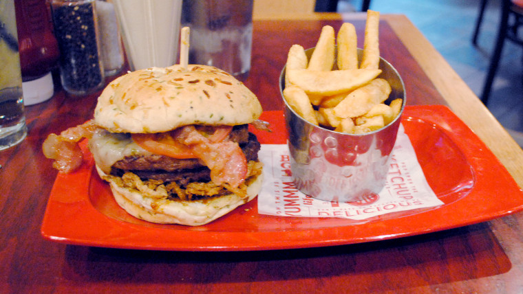 The Red Robin \"monster\" meal was listed as the year's unhealthiest meal in a CSPI report.