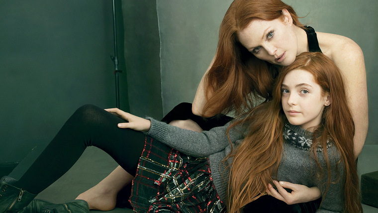 Image: Julianne Moore and daughter
