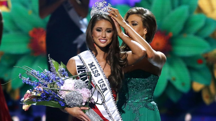 Miss Nevada Nia Sanchez is crowned Miss USA 2014 in Baton Rouge, Louisiana.