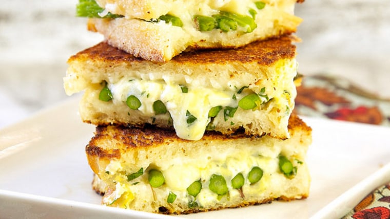 Roasted asparagus grilled cheese sandwiches