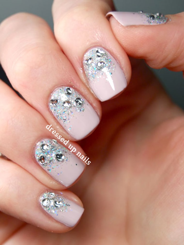 Rhinestone Heart Gradient Nail Art