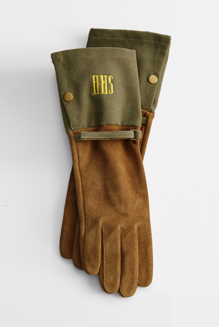 Pretty gloves for your favorite gardener.