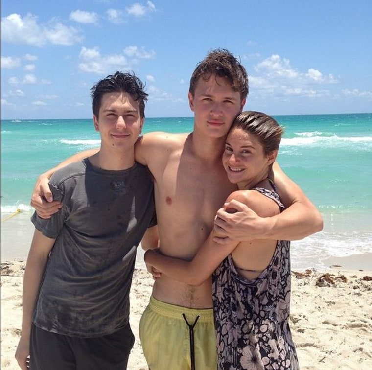 Nat Wolff, Ansel Elgots and Shailene Woodley in Miami