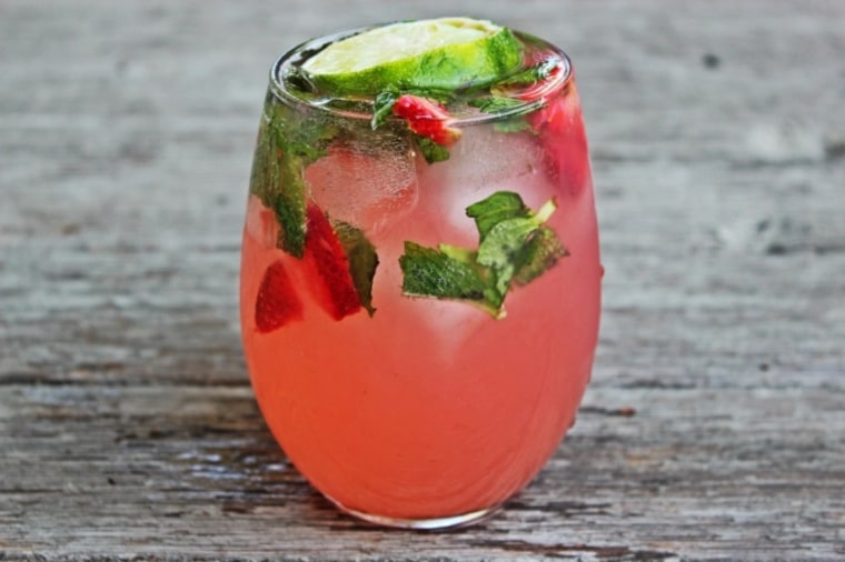 Strawberry rhubarb mojito