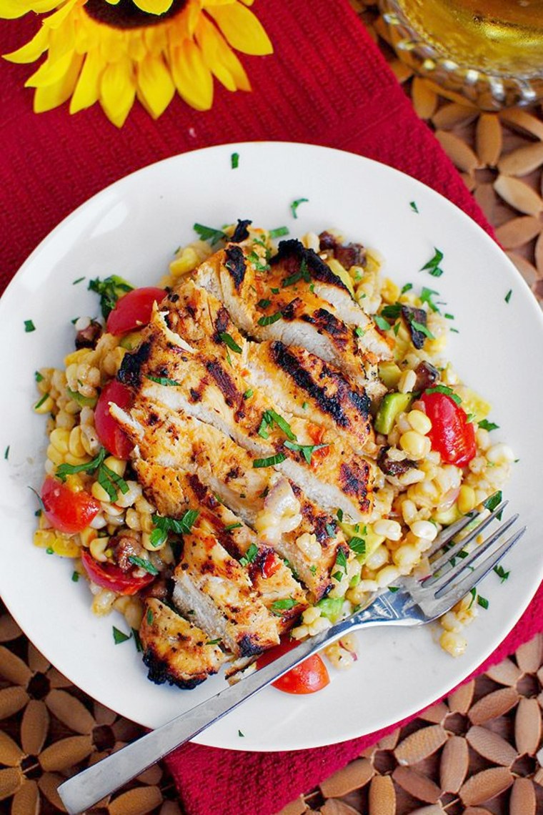 Grilled chicken with barley and corn salad