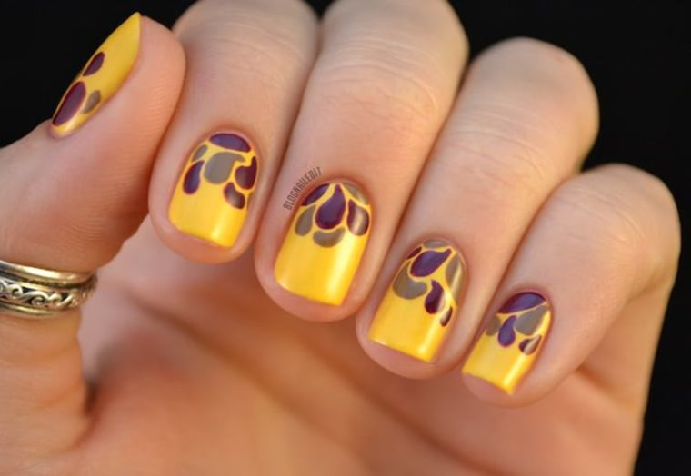 Image: Thanksgiving nail art