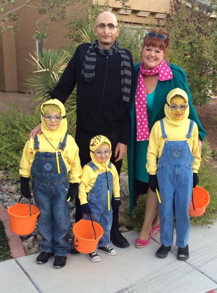 19 of the cutest family theme costumes for Halloween