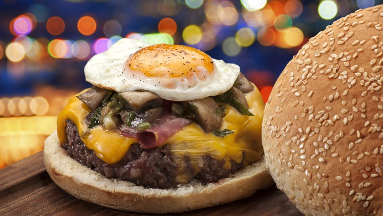 egg burger; Shutterstock ID 189865889; PO: TODAY.com