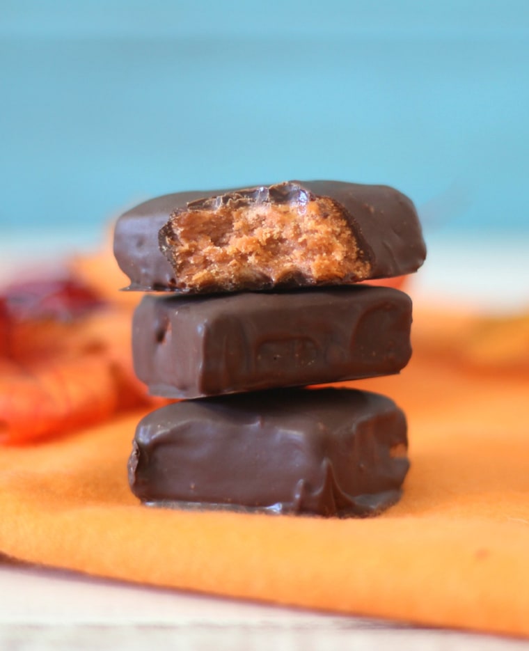 Homemade Butterfingers recipe from Peanut Butter & Peppers