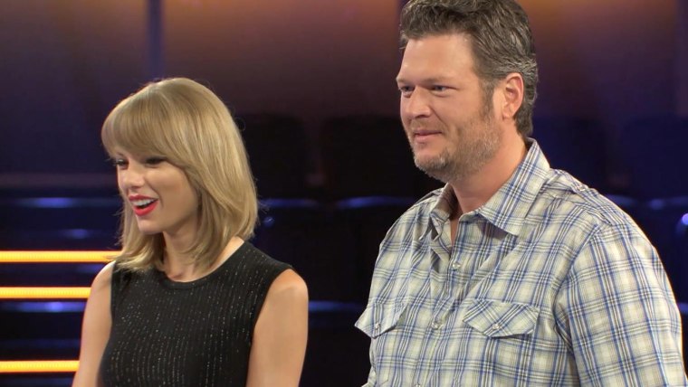 Image: Taylor Swift and Blake Shelton on \"The Voice\"