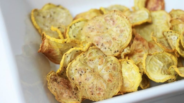 crispy baked yellow squash chips