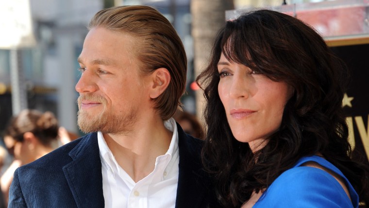 Image: Charlie Hunnam and Katey Sagal