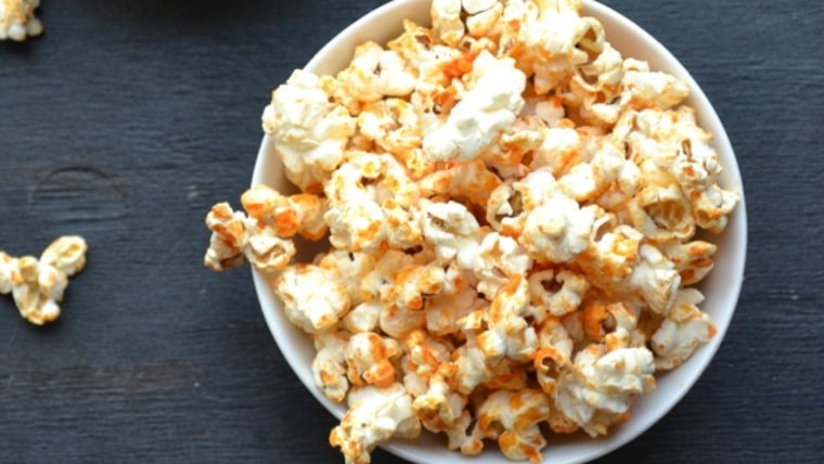 Sriracha popcorn