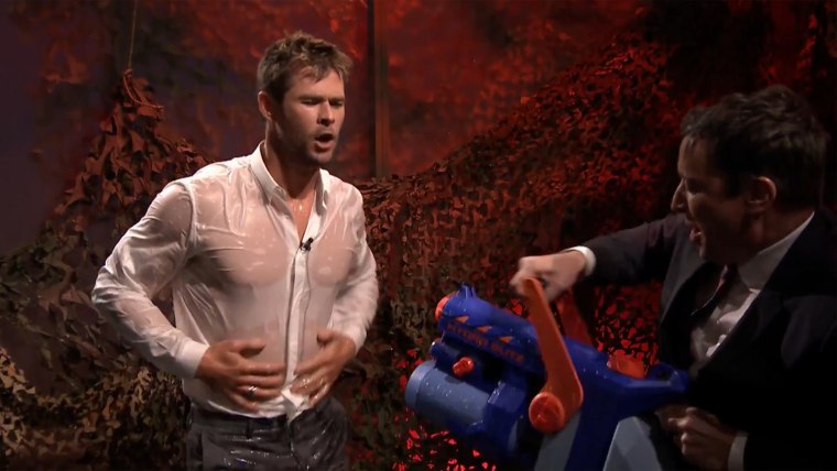 Image: Chris Hemsworth and Jimmy Fallon