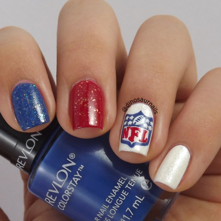 6abc Action News - IMPRESSIVE: Some serious attention to detail was put  into this Super Bowl themed nail design. Nice work, Tiffany Guaglinore!  #6abcAction #FlyEaglesFly