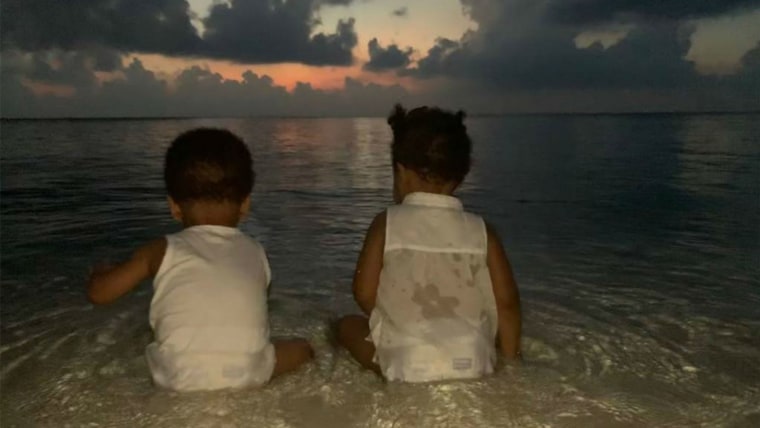 Beyoncé comparte nuevas fotos de Rumi y Sir, sus mellizos de 18 meses ...
