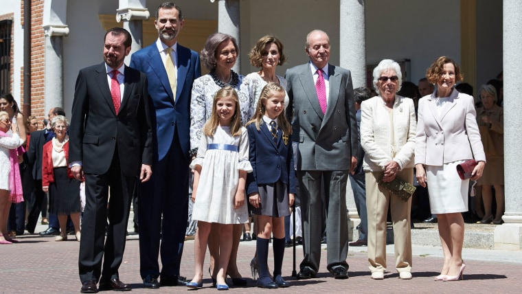 Jesús Ortiz, Rey Felipe VI, Princesa Sofía, Reina Sofía, Princesa Leonor, Reina Letizia, Rey Juan Carlos, Menchu Álvarez, Paloma Rocasolano en la iglesia Asunción de Nuestra Señora 