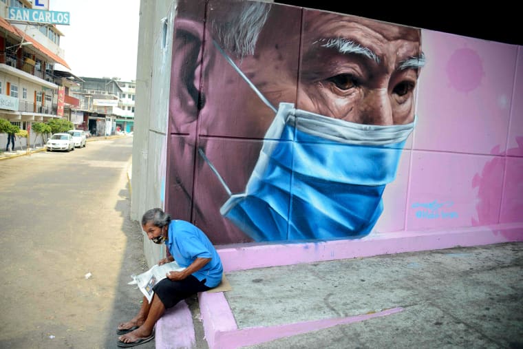 Image: TOPSHOT-MEXICO-HEALTH-VIRUS