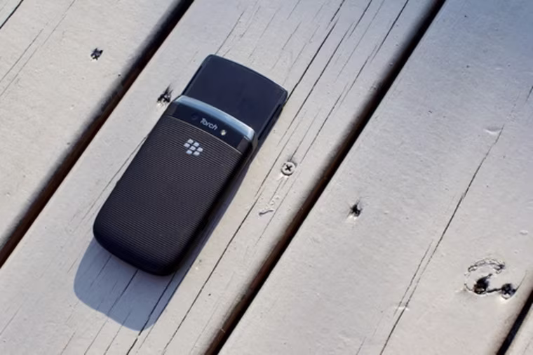Image: BlackBerry Torch slider phone