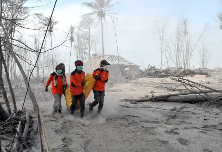Image: Search and rescue team members from Yogy