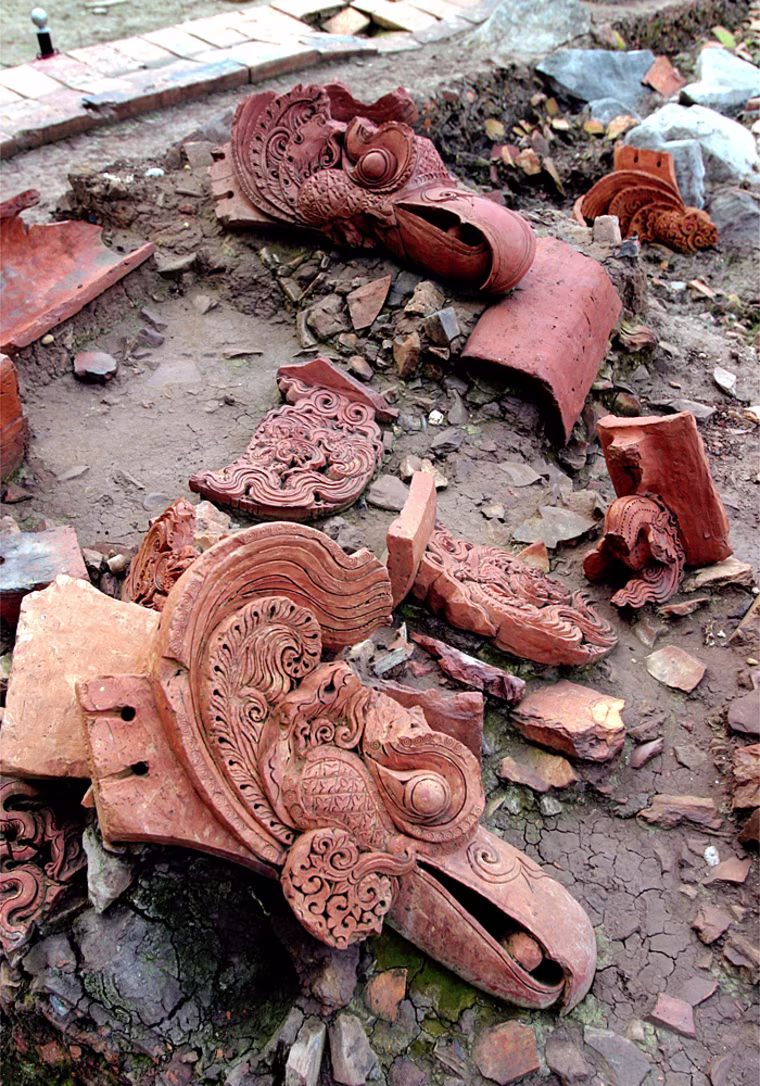 ARCHAEOLOGY DIG SITE