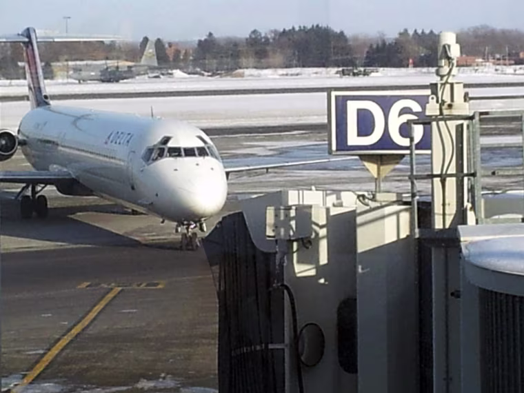 Image: Delta DC-9