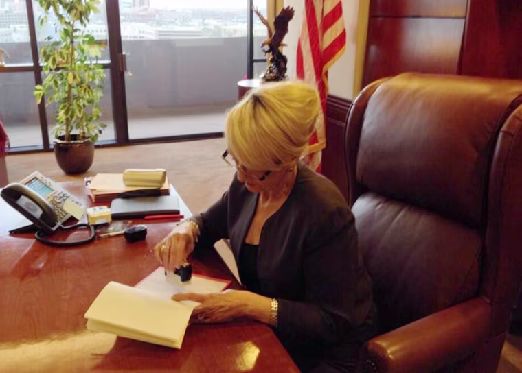 Image: Arizona Governor Jan Brewer vetoes SB 1062