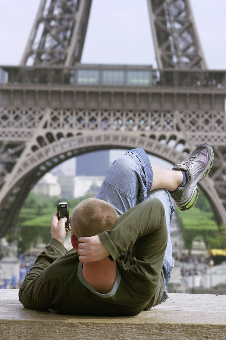 Some workers in France will be able to ignore the boss' calls or emails after working hours, according to a new labor agreement.