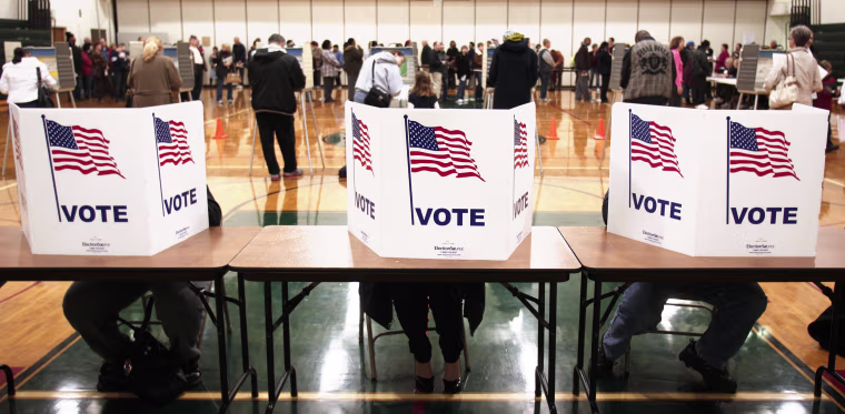 Image: U.S. Citizens Head To The Polls To Vote In Presidential Election