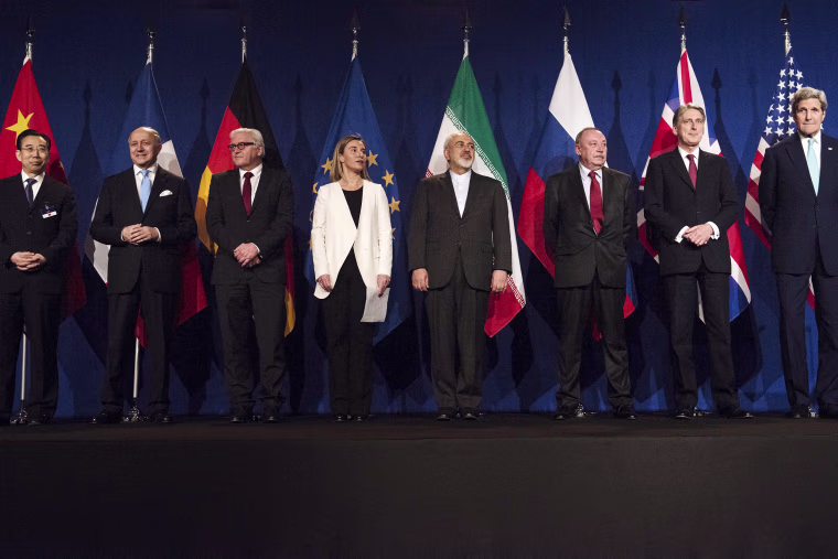 Image: Delegates are seen in Lausanne following Iranian nuclear talks