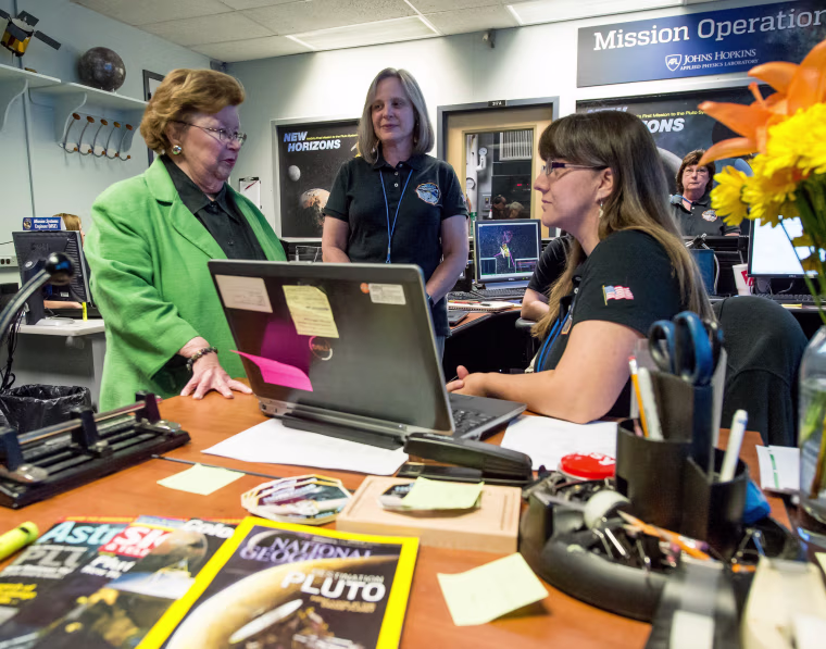 Image: Mikulski at Mission Operations Center