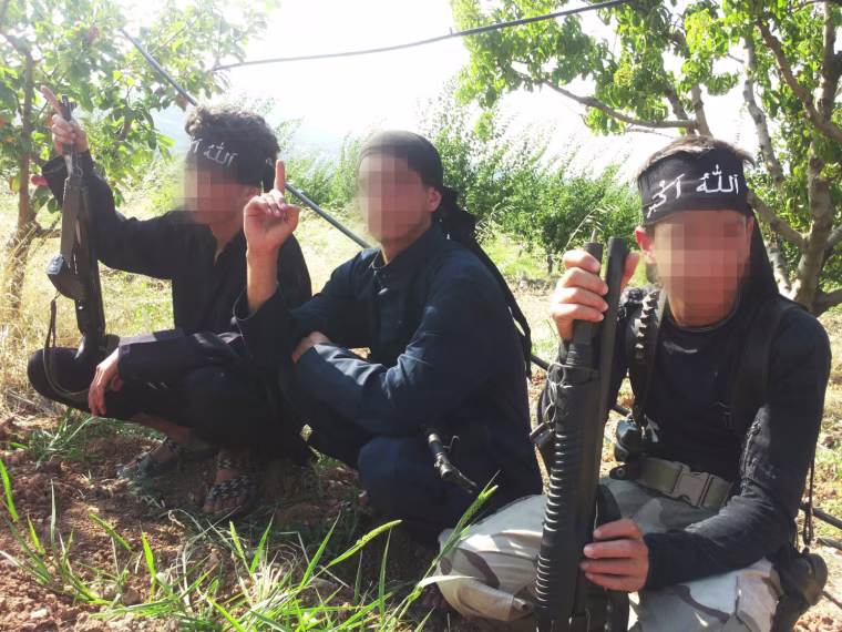 Image: Young ISIS volunteers in Syria