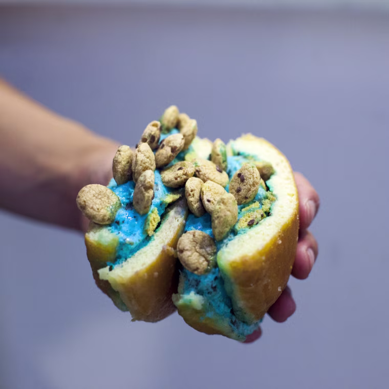 Cookie Crisps: The Milky Bun