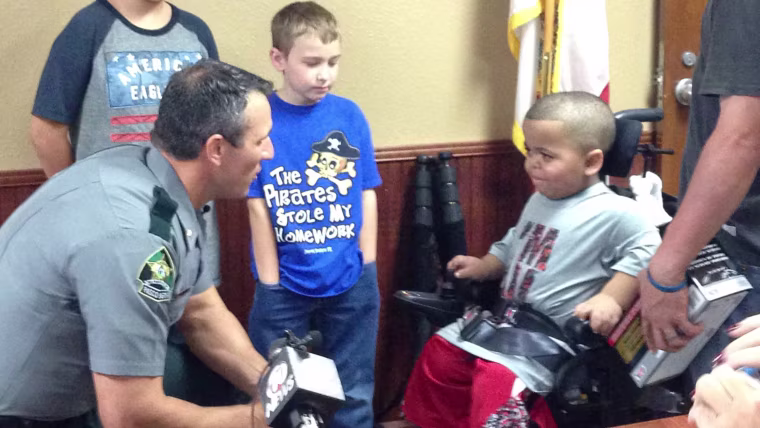 Boy meets police