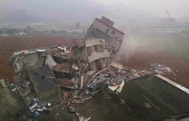 Image: CHINA-LANDSLIDE