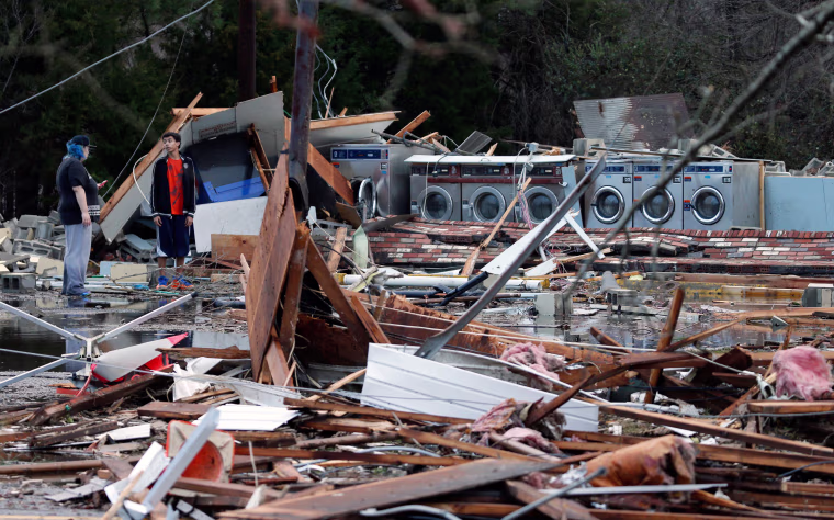 Image: East Storm Coast Storms Laundromat
