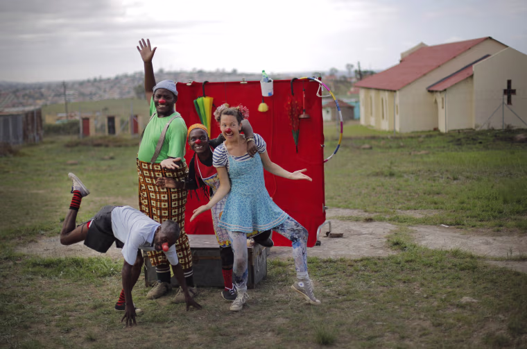Image: Humanitarian Clowns Without Boarders in King Williams Town