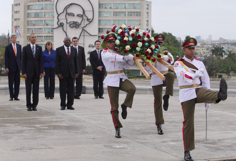 Image: Obama attends a wreath laying ceremony in Havana's Revolution Square